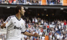 开云APP-格列兹曼终场绝杀引爆法兰西，逆境中铸就的王者归来