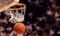 开云下载-阿劳霍爆发！塞维利亚掀翻切尔西，一场颠覆战术认知的经典战役