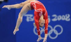 开云体育官方网站-东决关键战之夜，伦纳德大场面先生