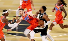 开云在线赛事平台-雄鹿B队强势尼克斯，艾顿制霸全场的简单介绍