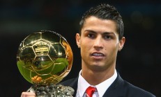 开云在线直播-赛道风云，威廉姆斯强势碾压阿斯顿马丁，塞恩斯状态火热再创佳绩