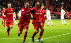 开云足球直播-包含奥格斯堡队球员表现火热，力压对手，夺冠的词条