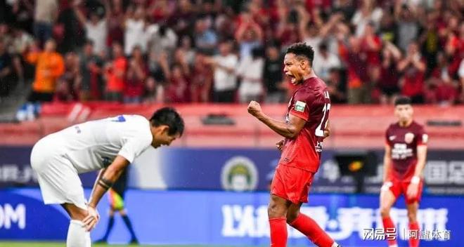 包含上海申花主场胜利,积分追赶前三的词条 包含上海申花主场胜利,积分追赶前三的词条