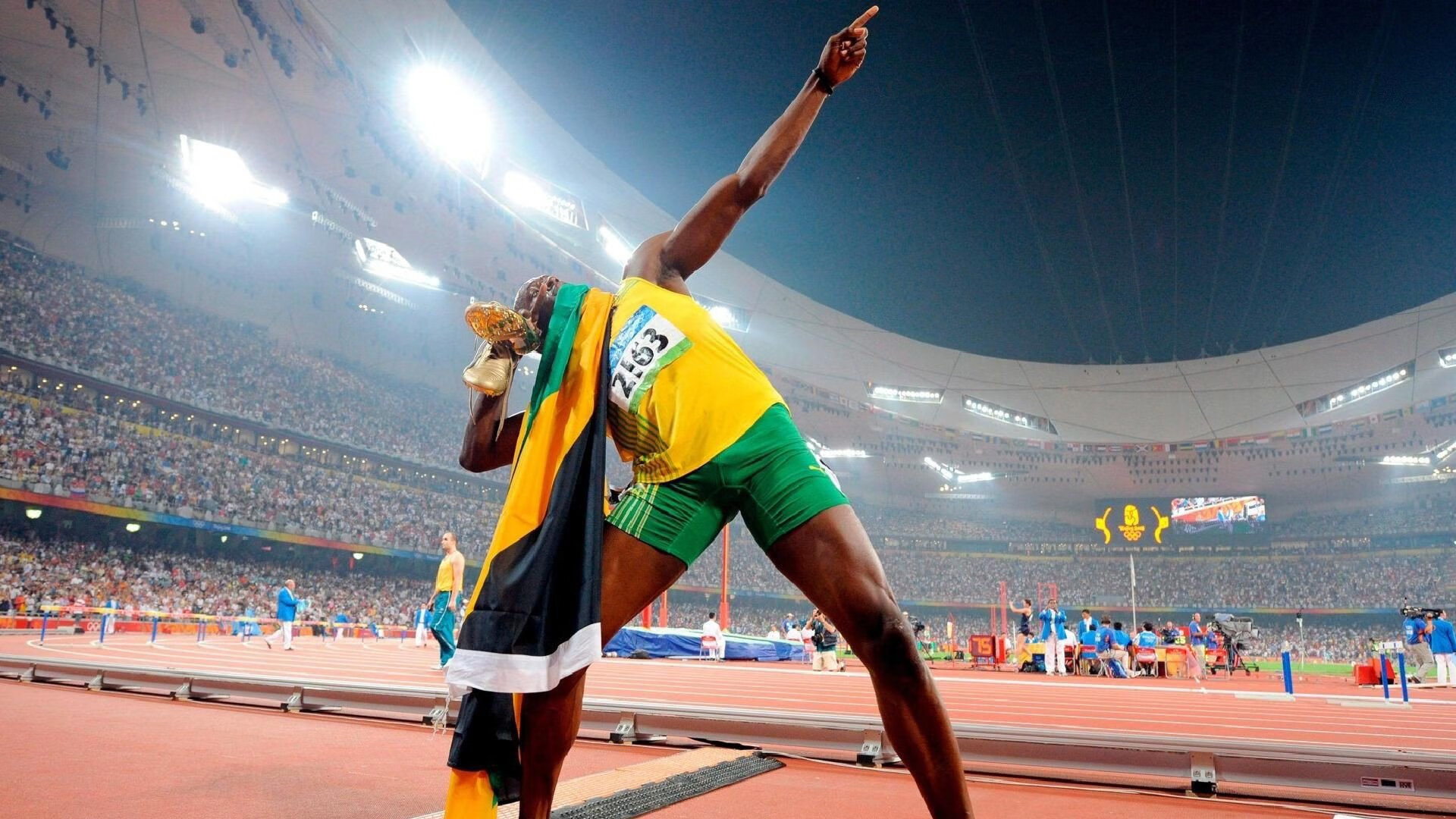 澳网轻取美网，纳达尔点燃赛场，诠释网坛唯一性